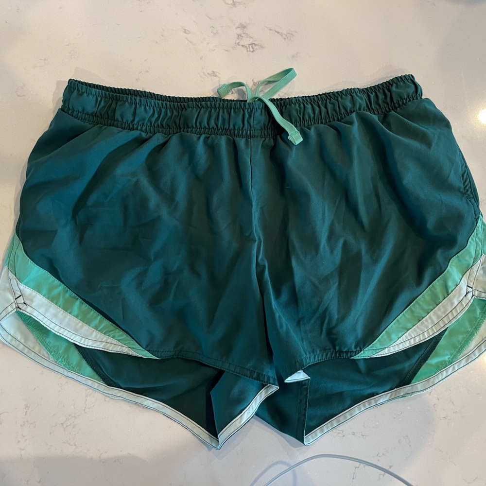 Women’s old navy activewear running shorts size medium